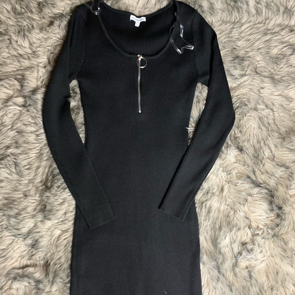 Black long sleeve dress